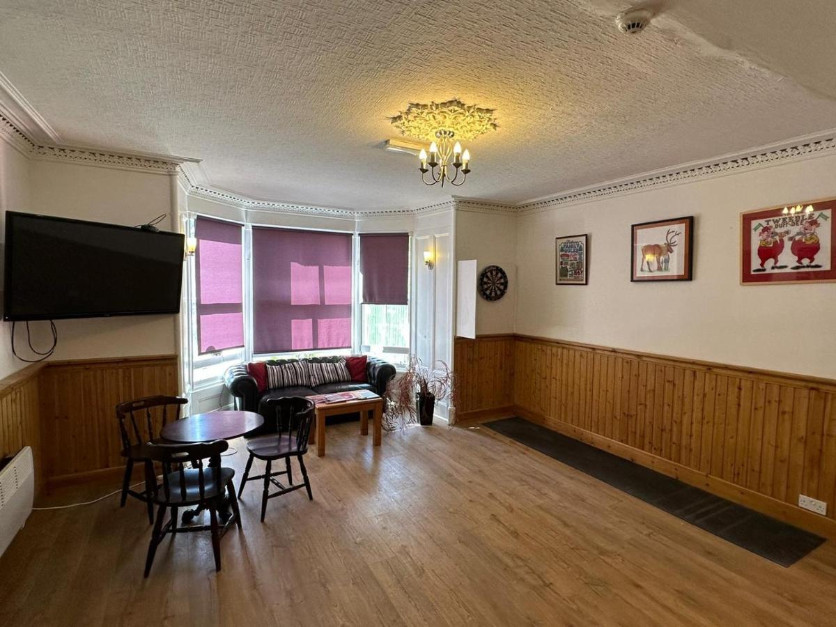 Mackay'S Spa Lodge Hotel Strathpeffer Esterno foto