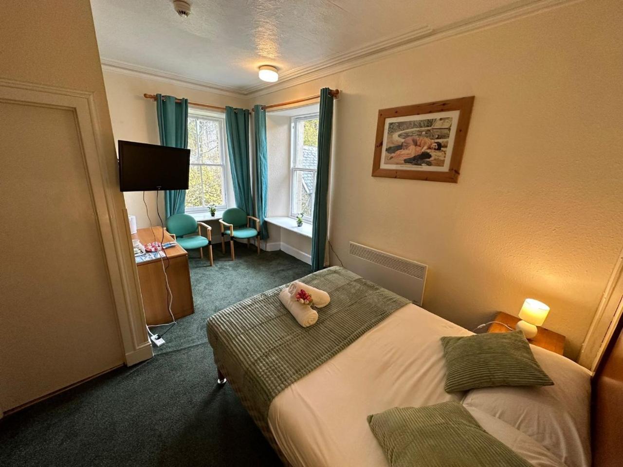 Mackay'S Spa Lodge Hotel Strathpeffer Esterno foto